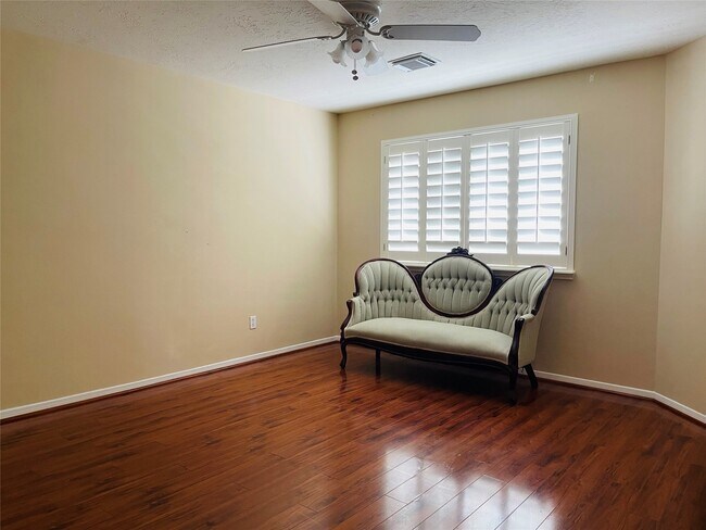 Building Photo - 21619 San Marino Dr