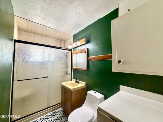 Building Photo - 3305 Capella Ave