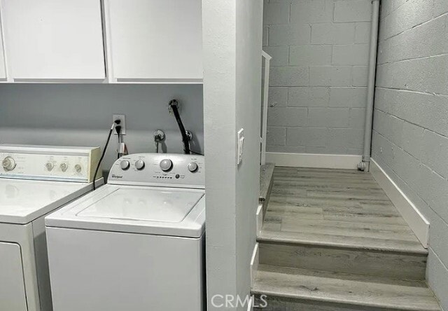 Building Photo - 5401 Zelzah Ave