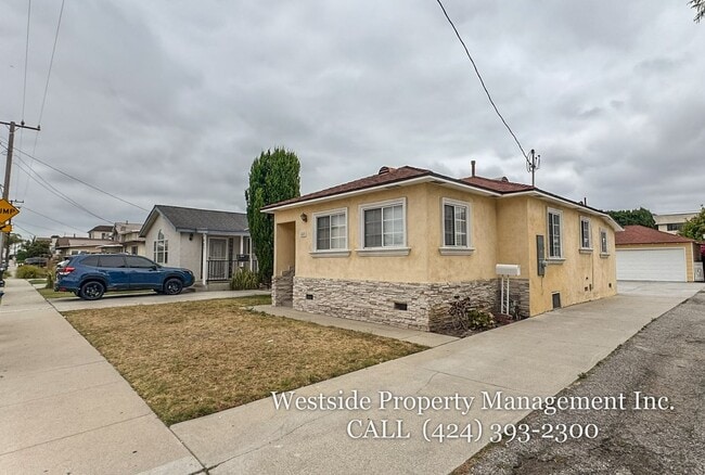 Building Photo - 4459 W 136th St