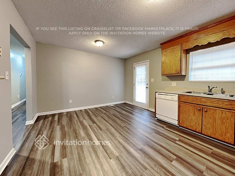 Building Photo - 608 Ben Rich St