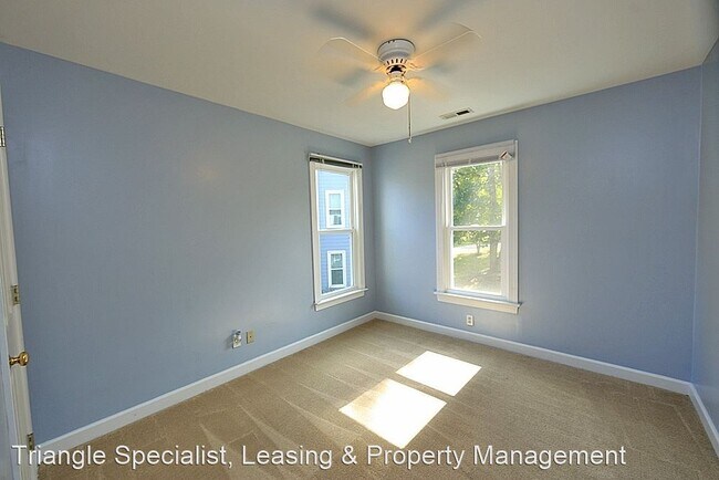 Building Photo - 4 br, 2.5 bath House - 405 St Kitts Court