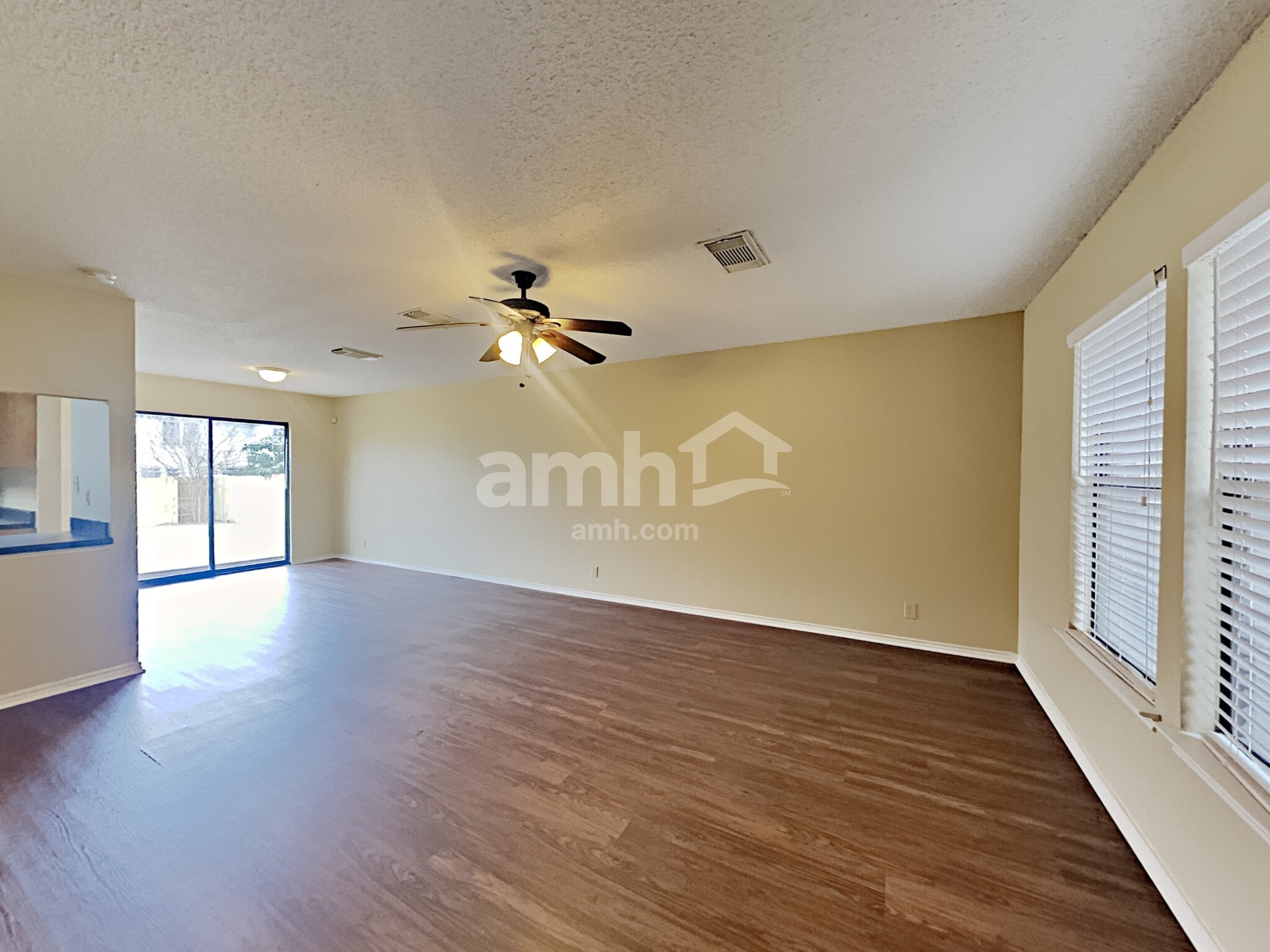 Building Photo - 7810 Dueling Oak