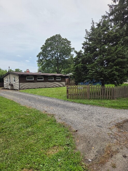 Building Photo - 1955 Hopkins Ave