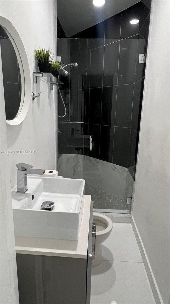 Building Photo - 15446 SW 23rd Ln