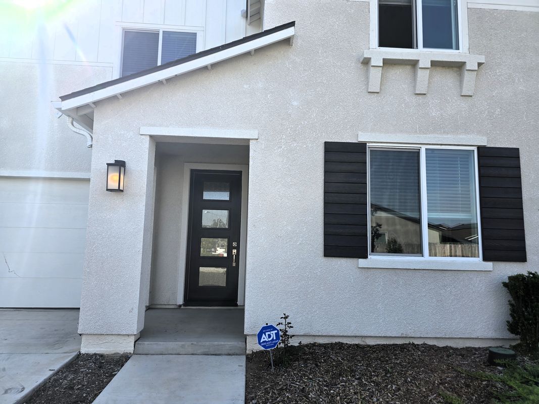 Building Photo - 1779 N Filbert Ave