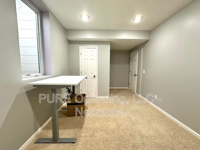 Building Photo - 4909 N 142nd St