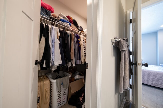 Building Photo - 21860 136th Wy