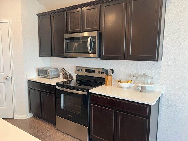 Building Photo - 248 Lone Cedar Rd