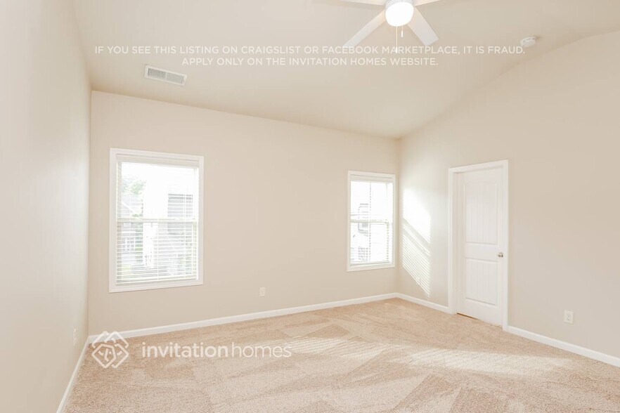 Building Photo - 5353 Catrina Way