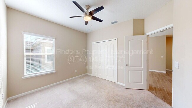 Building Photo - 1833 Mathews Manor Dr