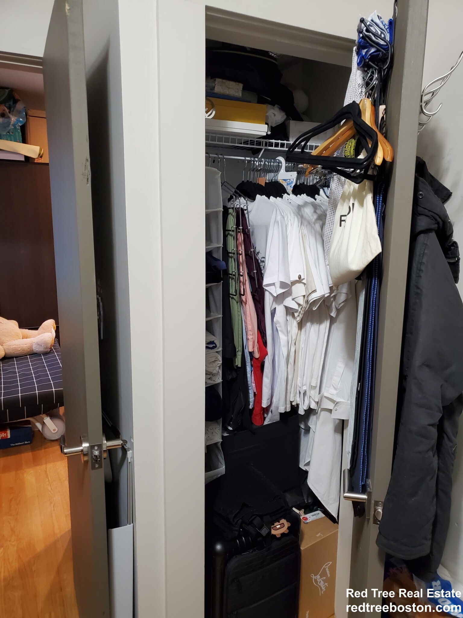 Building Photo - 21 Greylock Rd