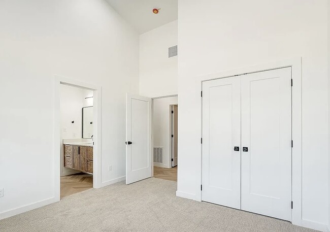 Building Photo - 17466 County Rd 3539