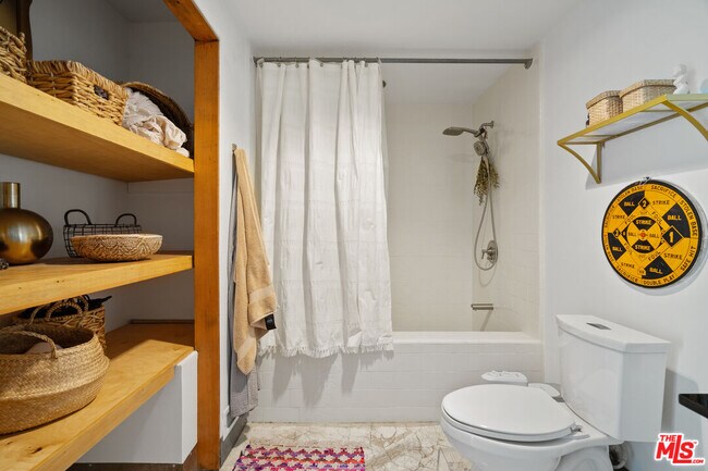 Building Photo - 20784 Medley Ln