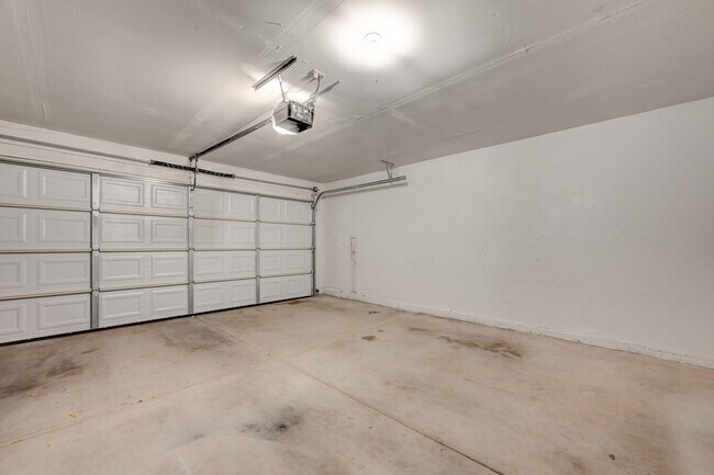 Building Photo - 2092 Crowley Way