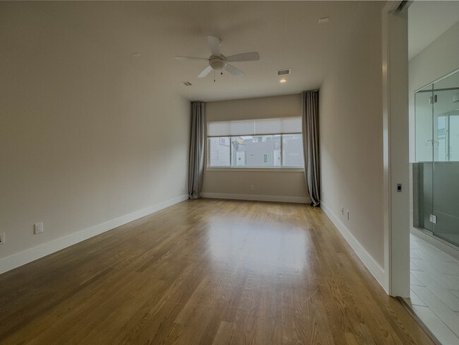 Building Photo - 2717 St Emanuel St