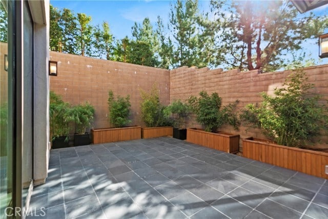 Building Photo - 112 Vigna