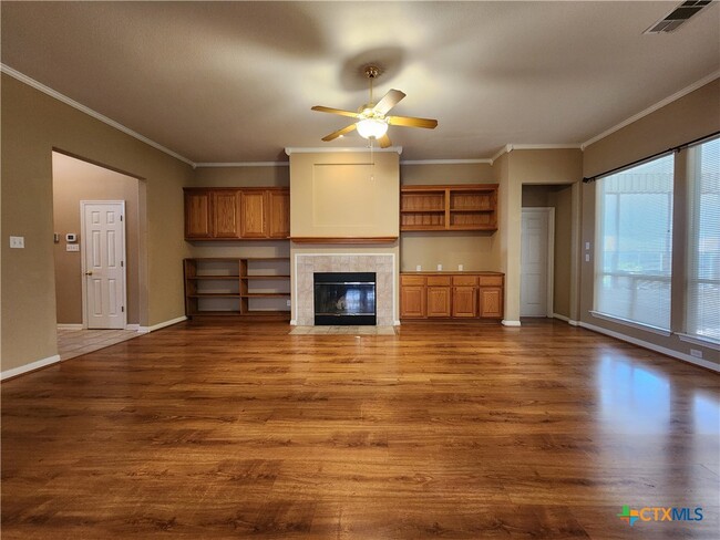Building Photo - 1771 Oak Glen