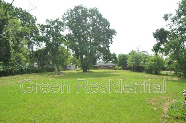Building Photo - 7311 Bridle Path Dr