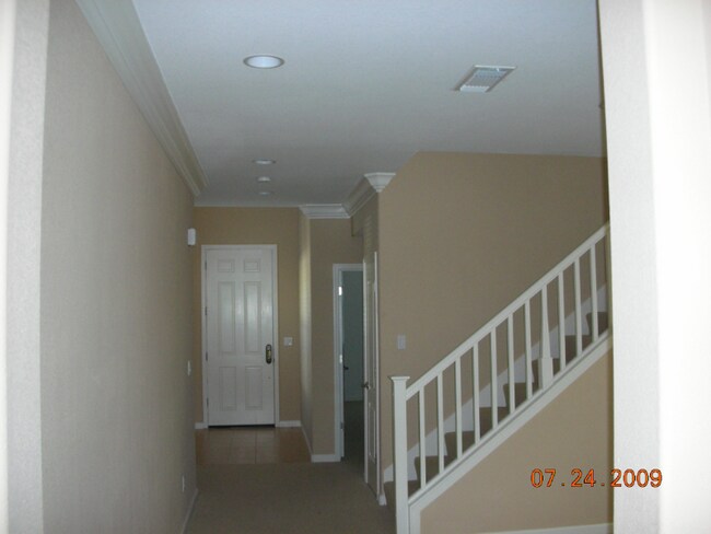 Building Photo - 7113 S Hill Ct