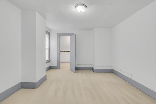 Building Photo - 1309 St Marys Blvd