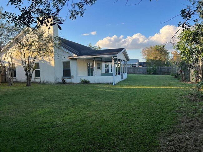 Building Photo - 12641 Newfield Dr