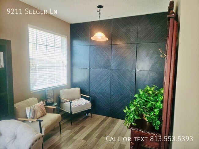 Building Photo - 9211 Seeger Ln