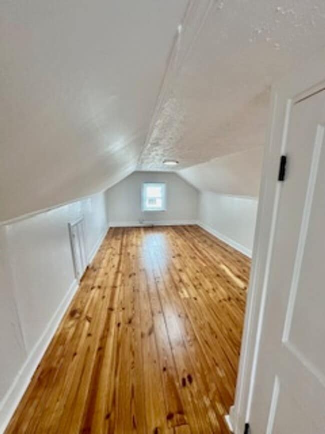 Building Photo - 838 E Loudon Ave