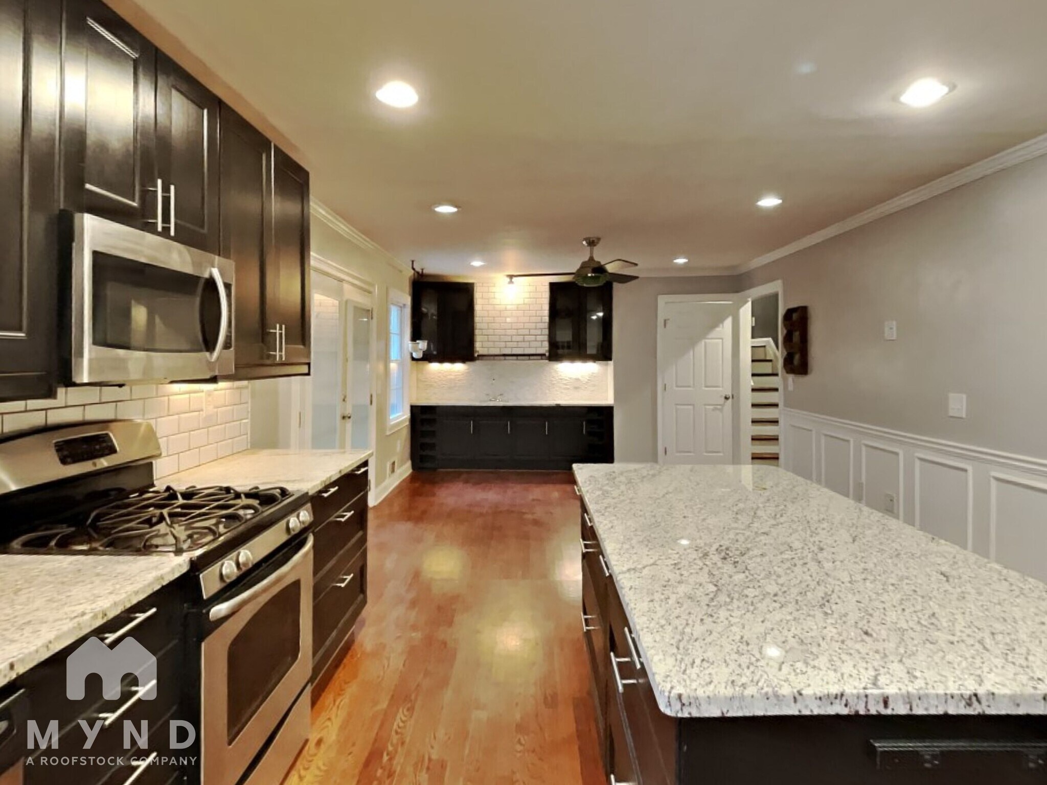 Building Photo - 1688 Knob Hill Ct NE