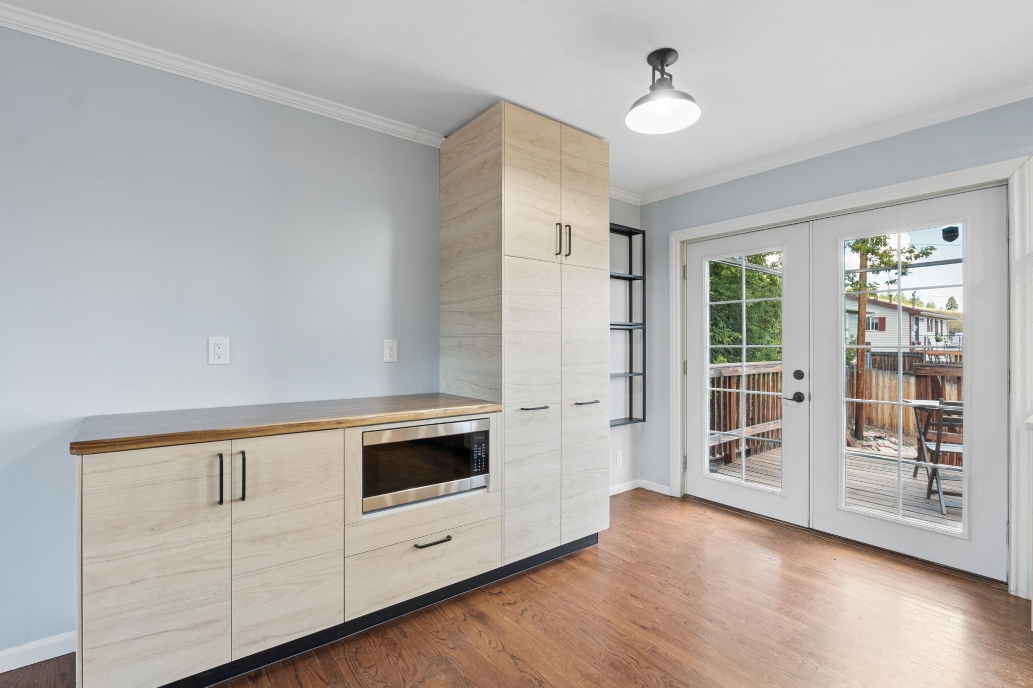 Building Photo - 103 Aurelia Ave