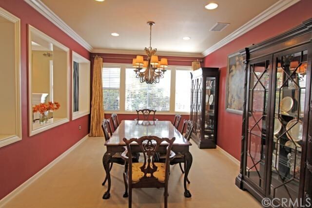 Formal Dining - 44 Whitford