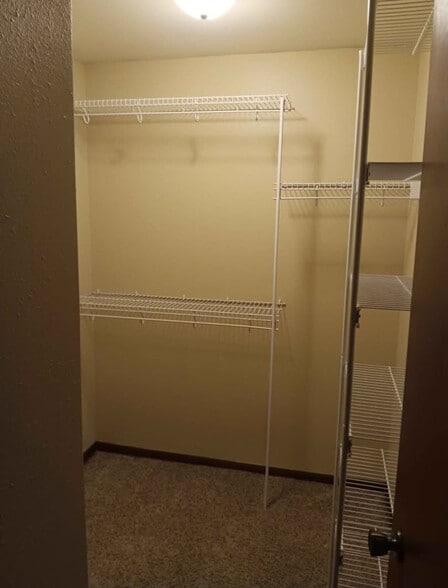 Building Photo - 3933 N 30th St