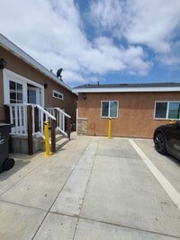 Building Photo - 645 E Central Ave