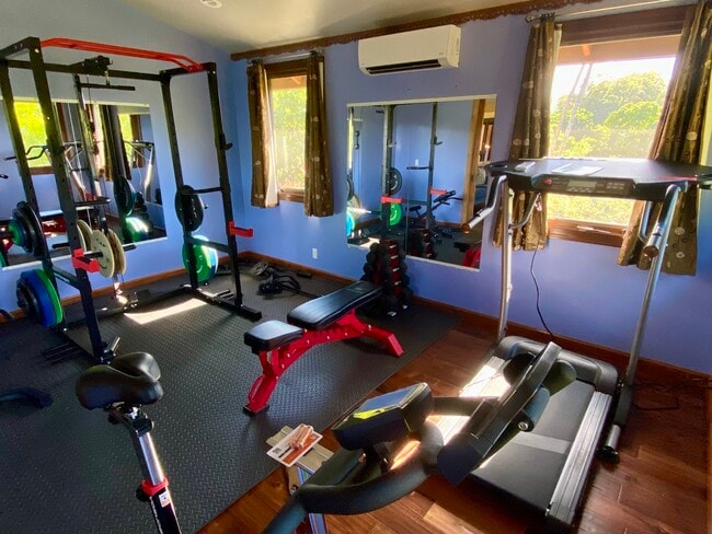 Building Photo - 630 E Kuiaha Rd