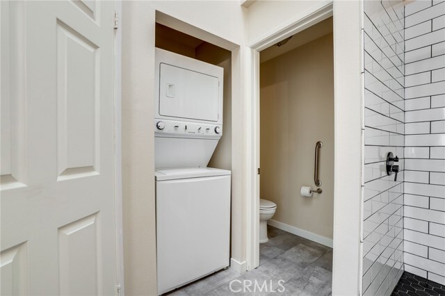 Building Photo - 25101 La Jolla Way