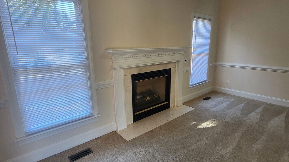 Building Photo - 3205 Cleere Ct