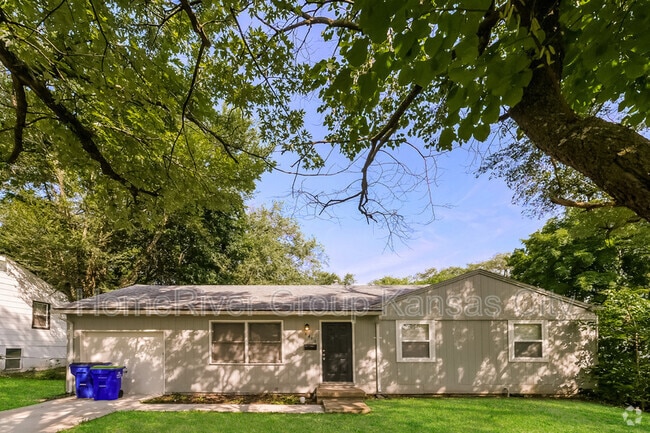Building Photo - 6410 E 149 Terrace