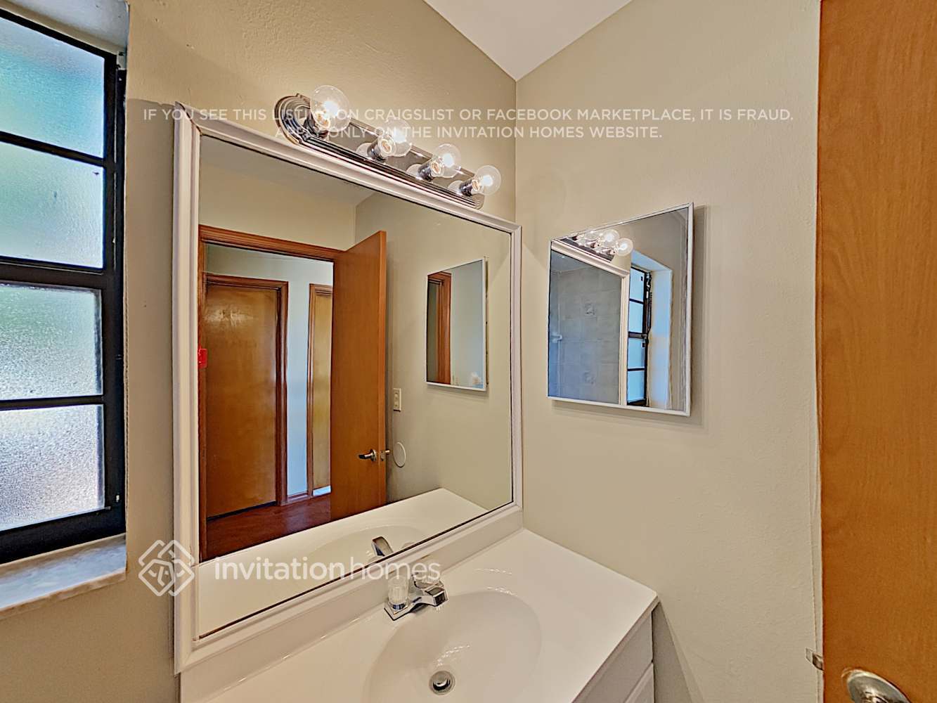 Building Photo - 16101 SW 153rd Ave