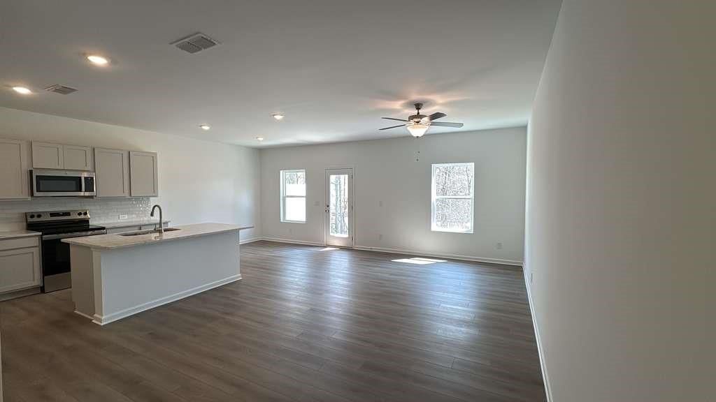 Building Photo - 5439 Allegro Ln