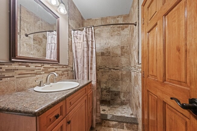 Building Photo - 14410 Equestrian Way