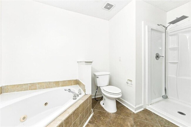 Building Photo - 3061 Herscu Way