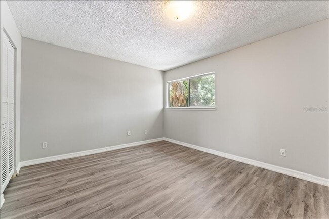 Building Photo - 6345 Newtown Cir