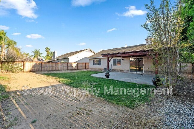 Building Photo - 31654 Granville Dr