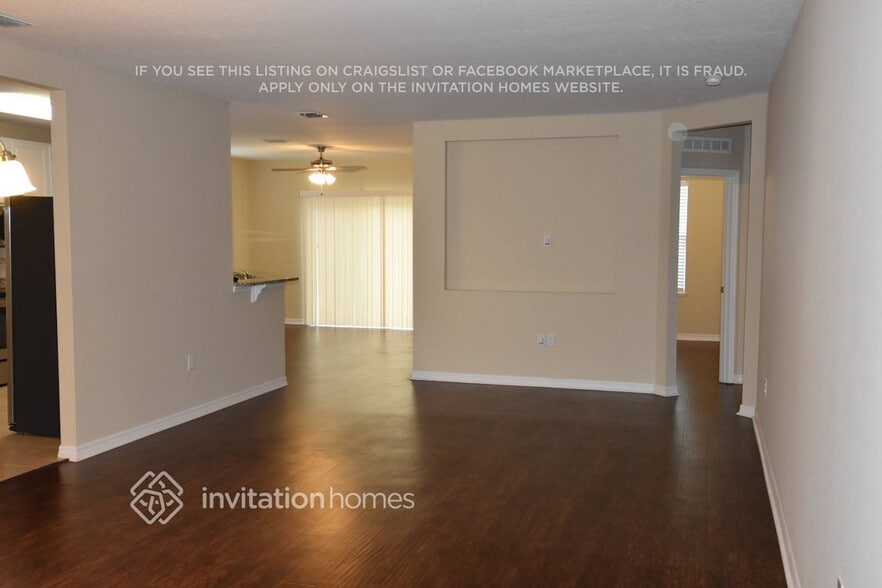 Building Photo - 14183 Salvatierra Ln
