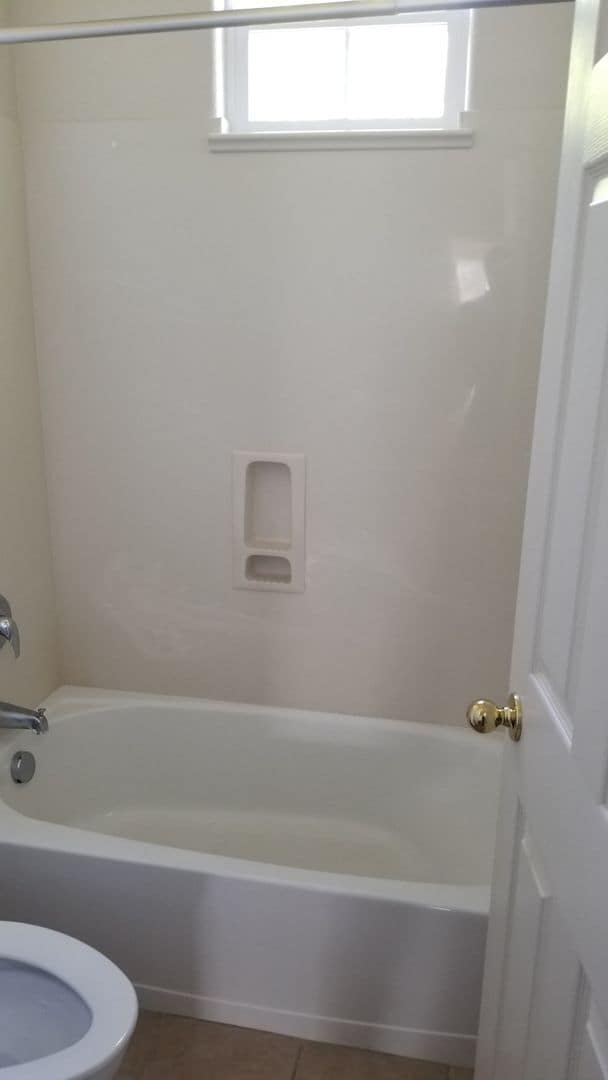 Building Photo - Beautiful Rental Home