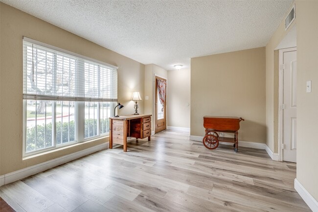 Building Photo - 11002 Hammerly Blvd