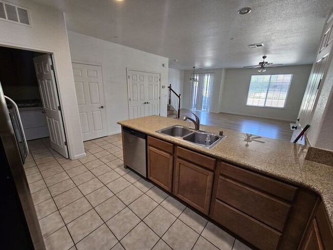 Building Photo - Esplanade At Damonte Ranch Home