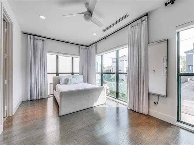 Building Photo - 1847 Euclid Ave