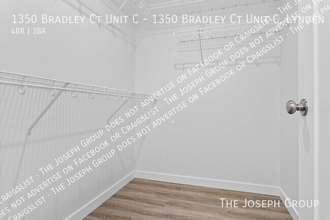 Building Photo - 1350 Bradley Ct