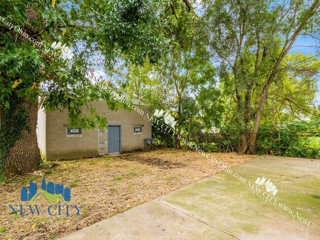 Building Photo - 154-156 N Central Avenue, Columbus, OH 43222